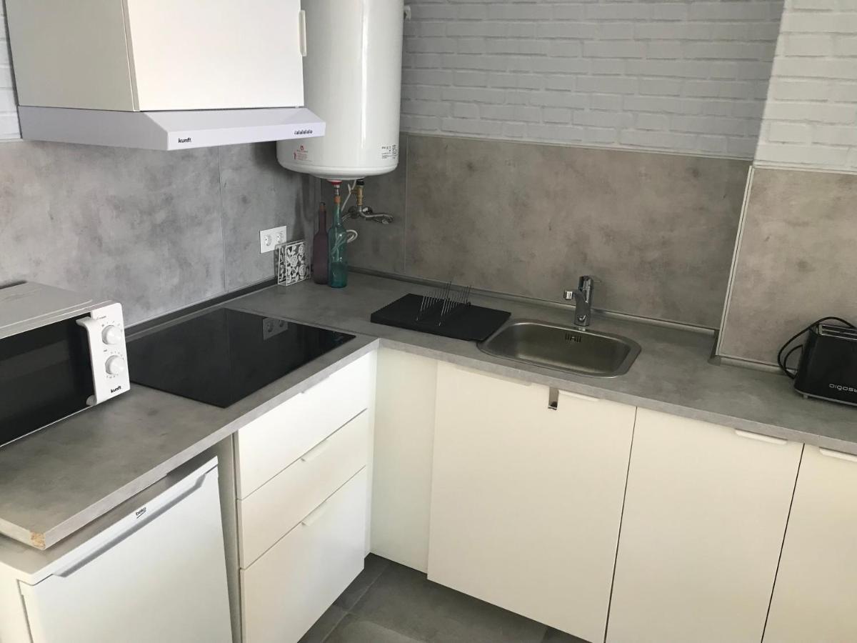 Apartamento Con Vistas Al Mar A Metros De La Playa Carihuela Soleil Apartment Torremolinos Luaran gambar